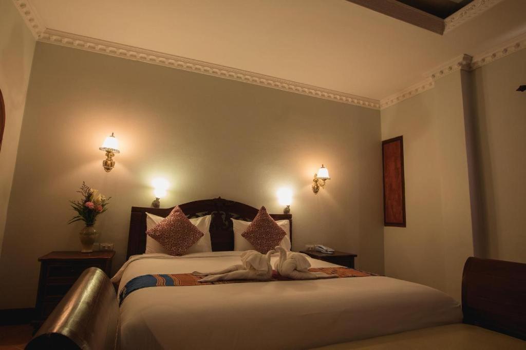 The View Pavilion Hotel لوانغ برابانغ المظهر الخارجي الصورة